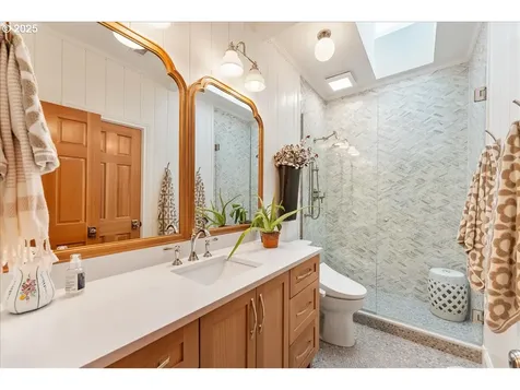 14775 SW Peachtree Drive Portland OR 97224