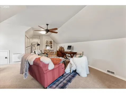 14775 SW Peachtree Drive Portland OR 97224