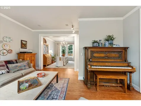 14775 SW Peachtree Drive Portland OR 97224