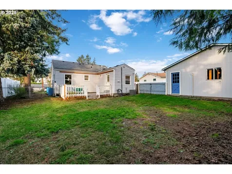 11560 SE Taylor Street Portland OR 97216