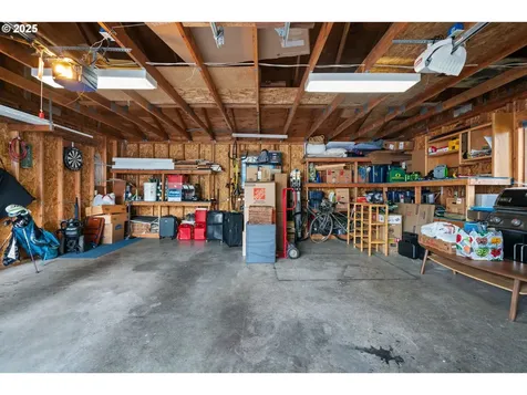 11560 SE Taylor Street Portland OR 97216
