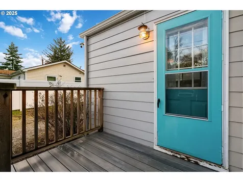 11560 SE Taylor Street Portland OR 97216