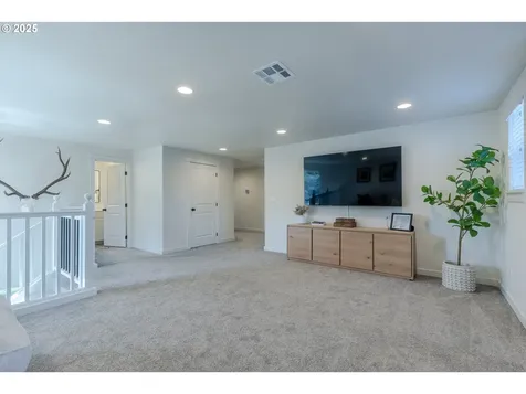 782 S 52nd Street Springfield OR 97478