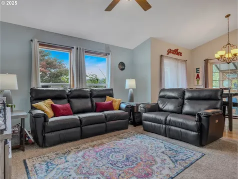 1019 SE 27th Street Troutdale OR 97060
