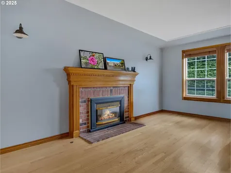 1019 SE 27th Street Troutdale OR 97060