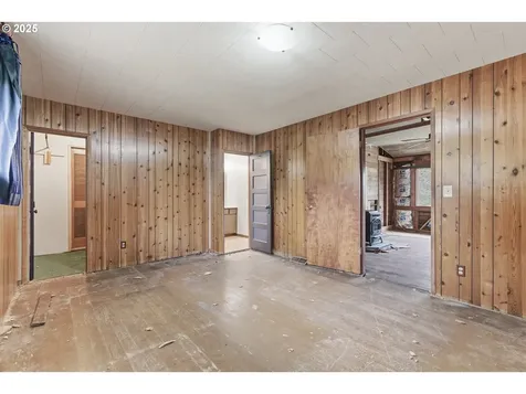 93270 Knappa Platt Road Astoria OR 97103