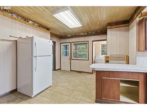 93270 Knappa Platt Road Astoria OR 97103