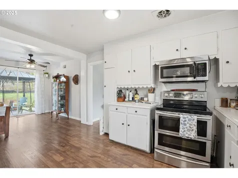 18085 SW Kinnaman Road Beaverton OR 97078