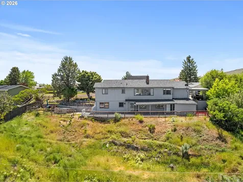 300 Hillcrest Drive Baker City OR 97814