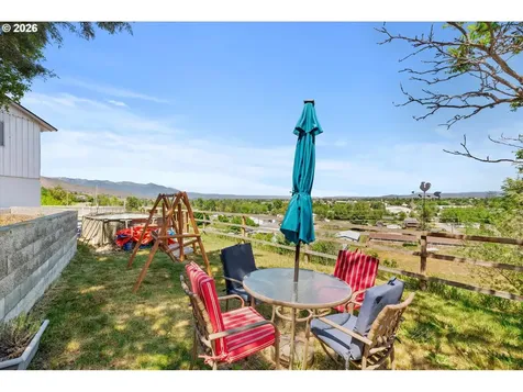 300 Hillcrest Drive Baker City OR 97814