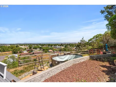 300 Hillcrest Drive Baker City OR 97814