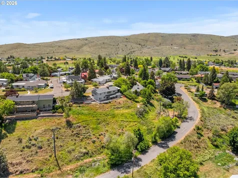 300 Hillcrest Drive Baker City OR 97814