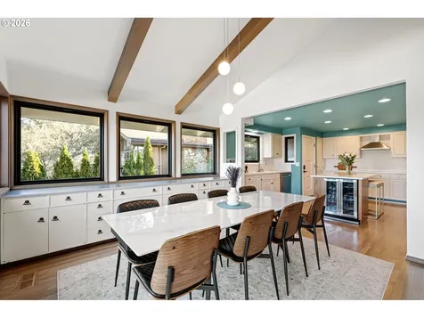 2430 Wilson Drive Eugene OR 97405