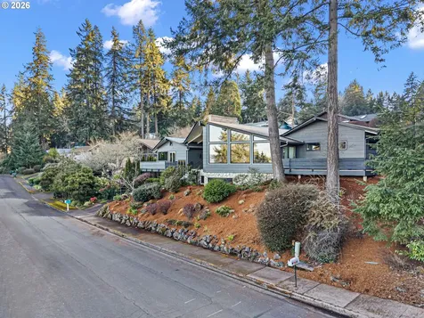 2430 Wilson Drive Eugene OR 97405