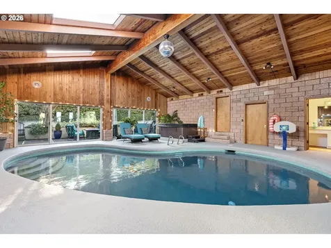 2430 Wilson Drive Eugene OR 97405