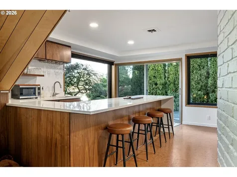 2430 Wilson Drive Eugene OR 97405