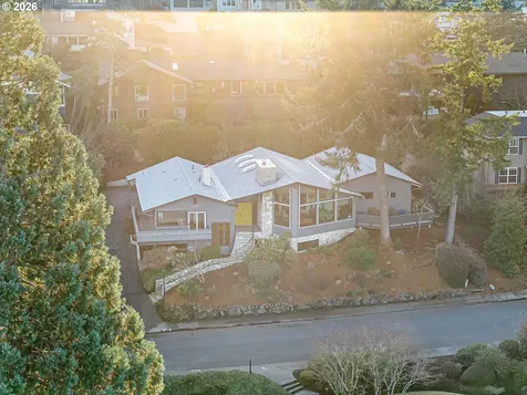 2430 Wilson Drive Eugene OR 97405