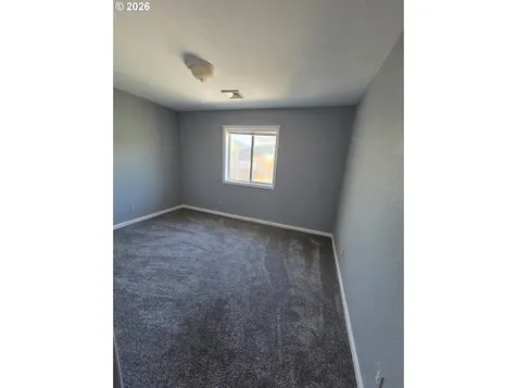 340 NW Elizabeth Avenue Winston OR 97496
