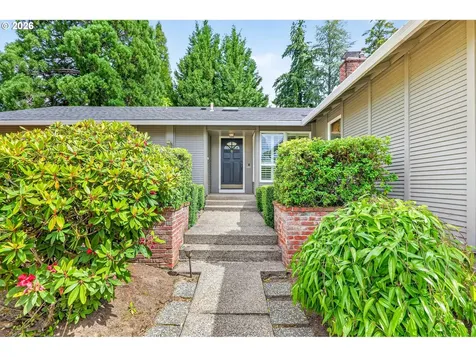 14775 NW Oakhills Drive Beaverton OR 97006