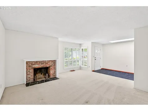 14775 NW Oakhills Drive Beaverton OR 97006