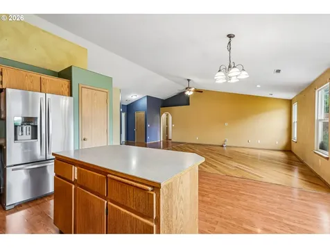 8103 NE 166th Avenue Vancouver WA 98682