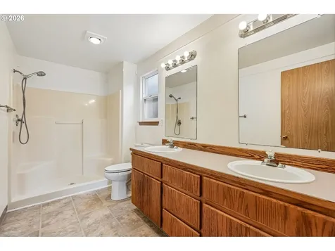 8103 NE 166th Avenue Vancouver WA 98682