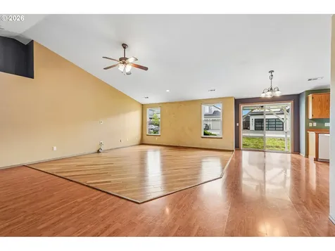 8103 NE 166th Avenue Vancouver WA 98682