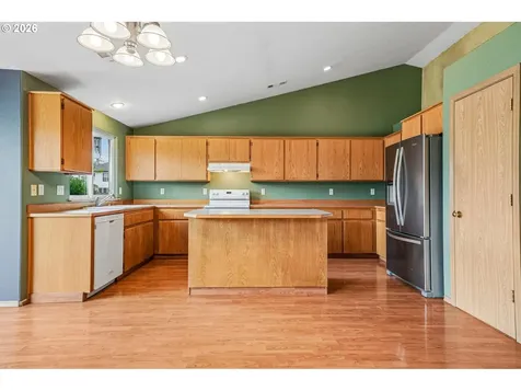 8103 NE 166th Avenue Vancouver WA 98682