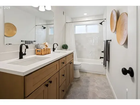 6335 Caufield Street West Linn OR 97068