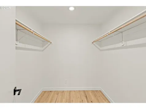 1525 SW Martha Street Portland OR 97239