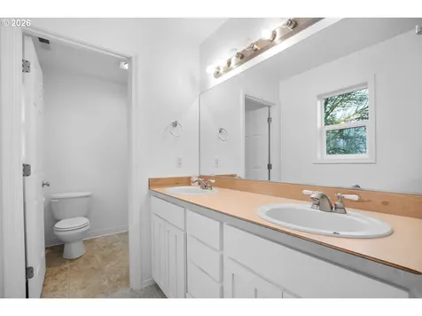 914 NW 16th Court Battle Ground WA 98604