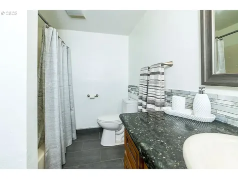 705 NW 79th Street Vancouver WA 98665