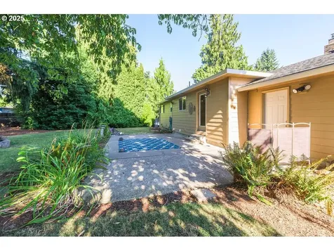 705 NW 79th Street Vancouver WA 98665