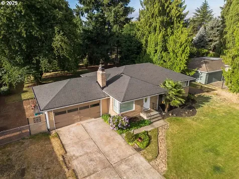 705 NW 79th Street Vancouver WA 98665