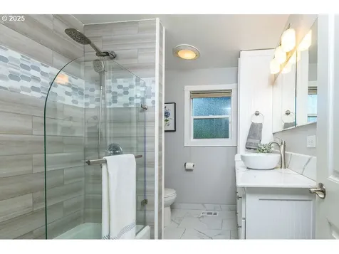 705 NW 79th Street Vancouver WA 98665