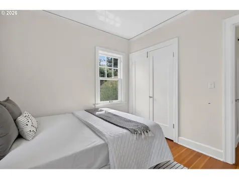 6136 NE Beech Street Portland OR 97213
