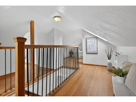 6136 NE Beech Street Portland OR 97213