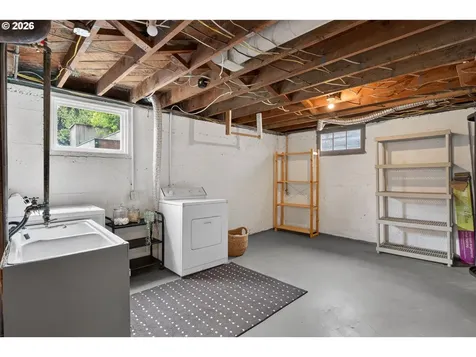 6136 NE Beech Street Portland OR 97213