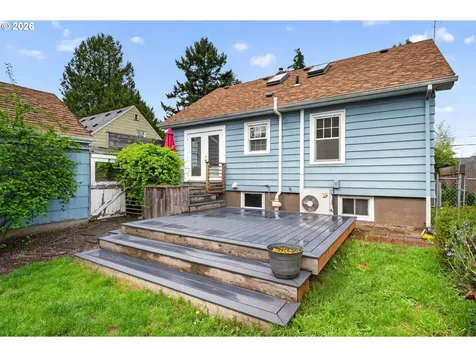 6136 NE Beech Street Portland OR 97213