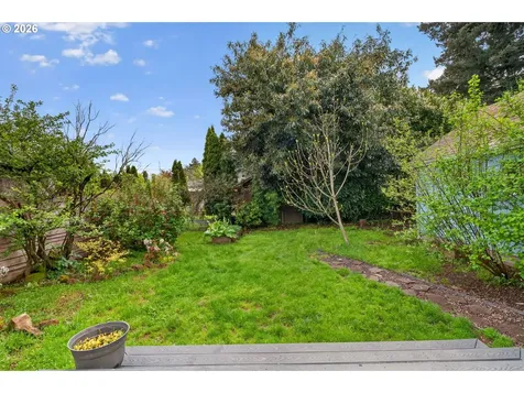 6136 NE Beech Street Portland OR 97213
