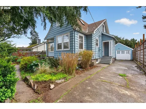 6136 NE Beech Street Portland OR 97213