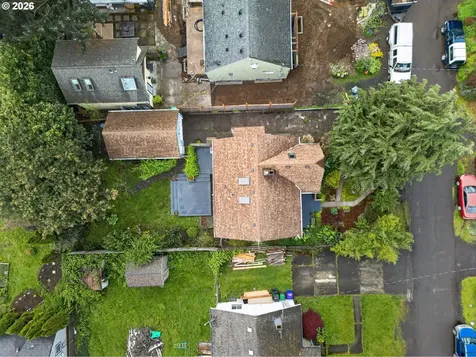 6136 NE Beech Street Portland OR 97213