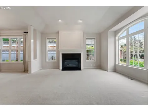 16121 NW Canterwood Way Portland OR 97229