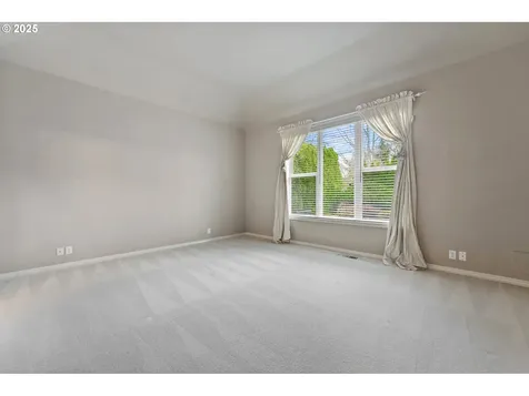 16121 NW Canterwood Way Portland OR 97229