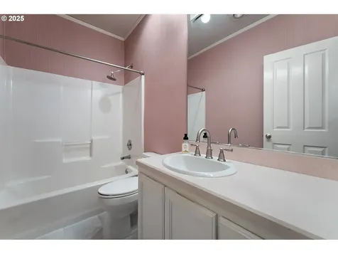 16121 NW Canterwood Way Portland OR 97229