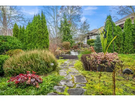 16121 NW Canterwood Way Portland OR 97229