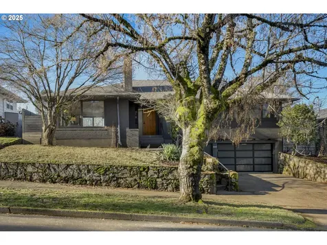 2801 SE 51st Avenue Portland OR 97206