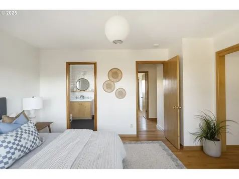 2801 SE 51st Avenue Portland OR 97206