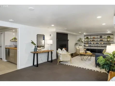 2801 SE 51st Avenue Portland OR 97206