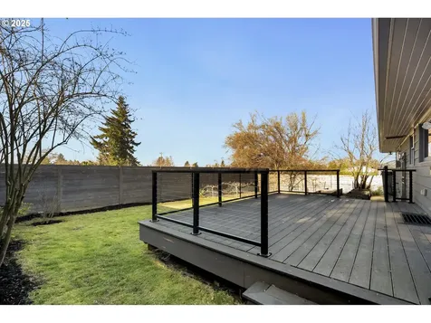 2801 SE 51st Avenue Portland OR 97206